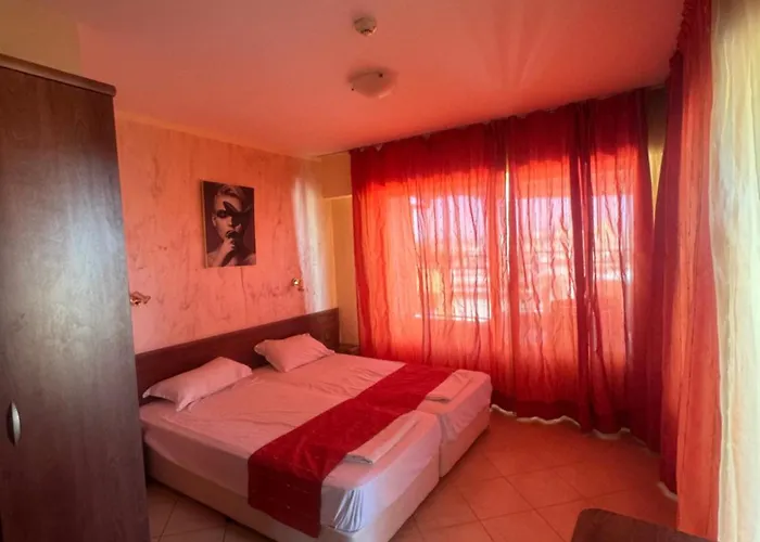 Хотел Bh-mi Holiday Слънчев бряг