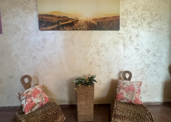 Хотел Bh-mi Holiday