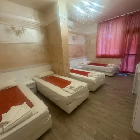 Hotel Bh-mi Holiday 3*