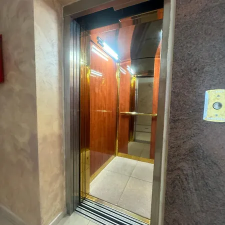 فندق Bh-mi Holiday 3*