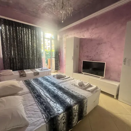 Bh-mi Holiday فندق 3*